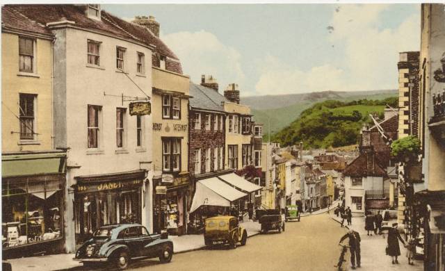 School_Hill_Lewes_1950s_postcard
